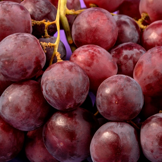 Zdjęcie makro pyszne winogrona gotowe do podania