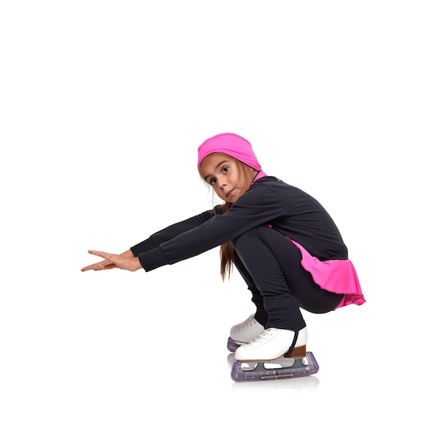 Mała dziewczynka łyżwiarstwo figurowe