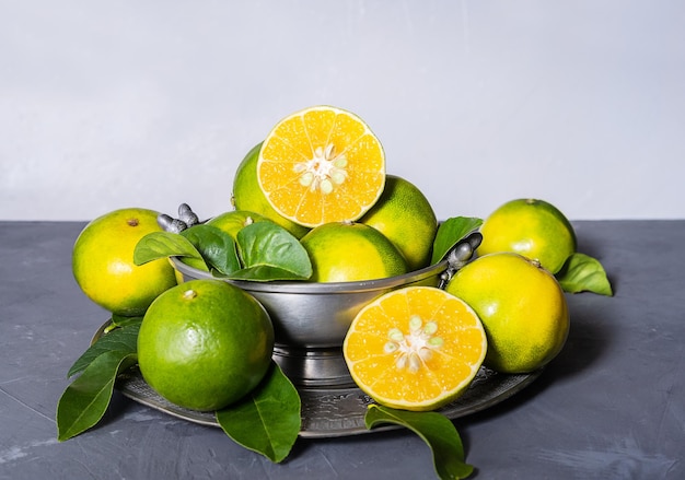 Mapo to hybryda mandarynki i grejpfruta Niskokaloryczny owoc jest źródłem witamin