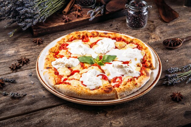 Margarita Gotowana Włoska Pizza Z Serem