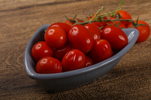 Marynowane pomidory czereśniowe