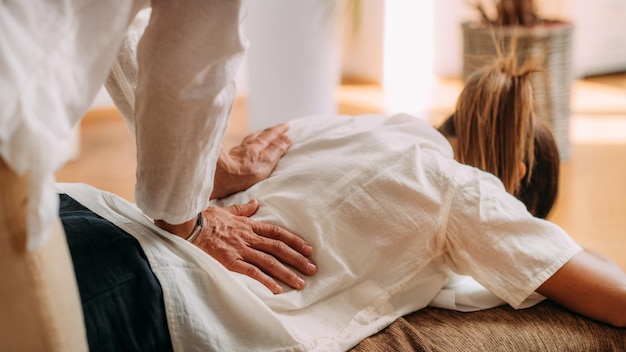 Masaż pleców Shiatsu