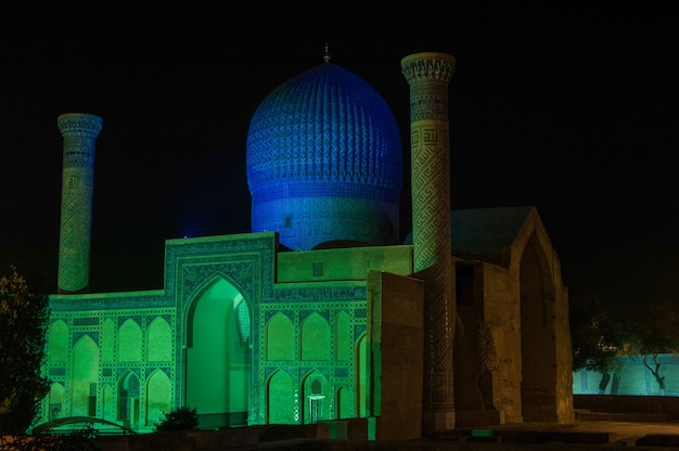 Mauzoleum Amira Timura W Nocy W Samarkandzie Uzbekistan Architektura Azji środkowej