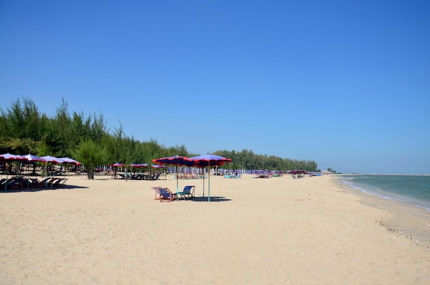 Meble na plaży Cha am