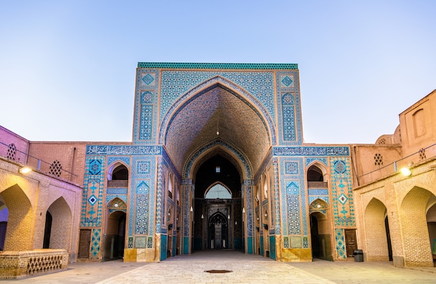 Meczet Jame W Yazd W Iranie. Meczet Wieńczy Para Minaretów, Najwyższa W Iranie.