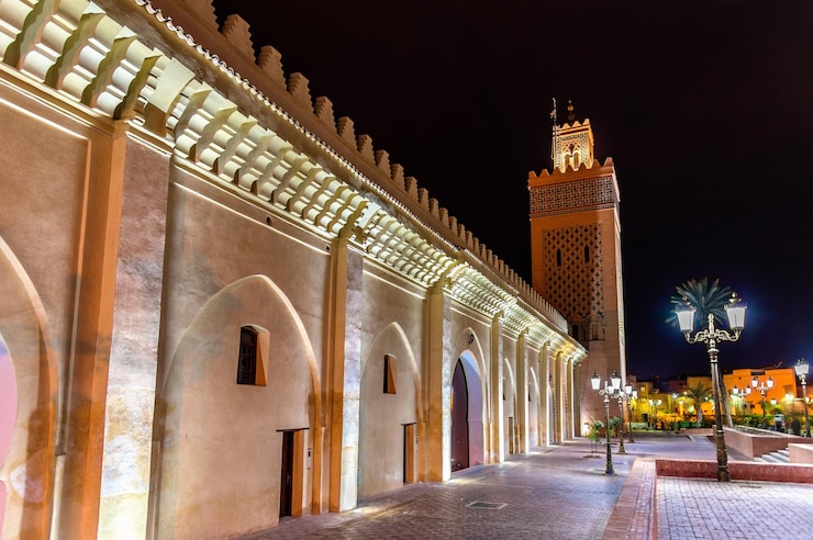 Zdjęcie meczet moulay el yazid w marrakeszu w maroku