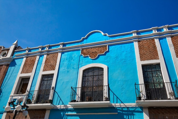 Meksyk Kolorowe ulice Puebla i kolonialna architektura w historycznym centrum miasta Zocalo