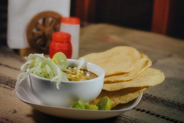 Meksykańskie jedzenie pozole