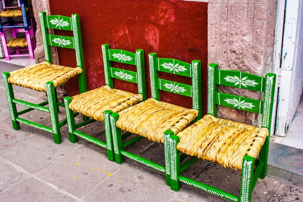 Meksykańskie krzesła