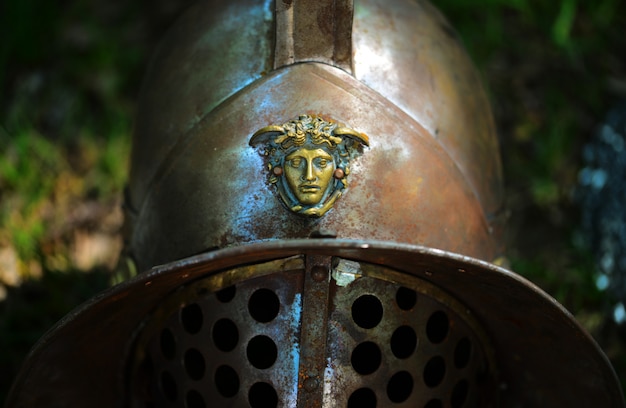 Zdjęcie metalowy kask gladiator