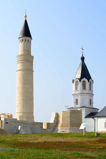 Miasto Bolgar, Tatarstan, Rosja: Kościół Wniebowzięcia NMP i Meczet Katedralny