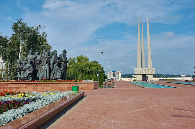 Miasto Witebsk na Białorusi. Kompleks pamięci ku czci żołnierzy radzieckich