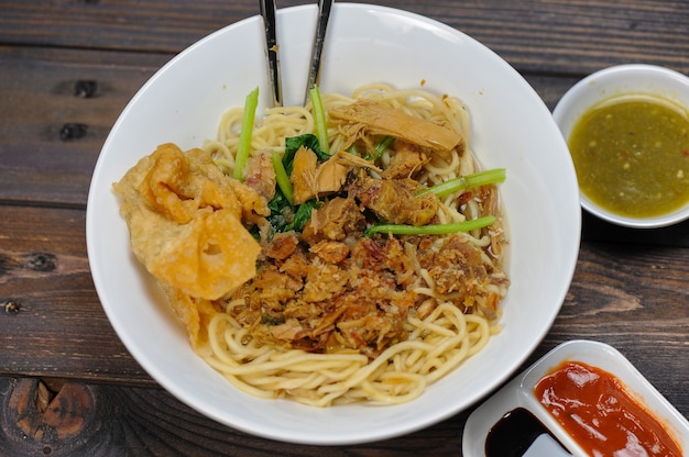 Mie ayam bakso delicius tradycyjne jedzenie