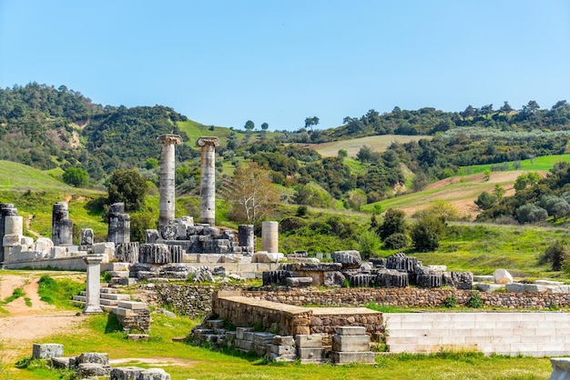 Miejsce starożytnej turystyki historycznej Sardes Artemis