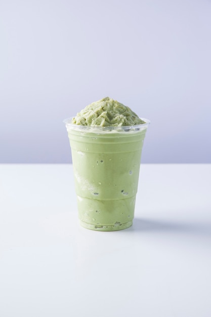 Zdjęcie milk and matcha frappe, green tea milkshake