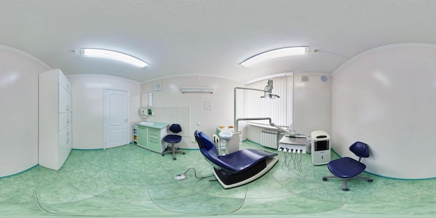 MIŃSK BIAŁORUŚ 27 LIPCA 2011 Panorama 360 kąt widzenia w interier dentysta chirurg ortopeda terapeuta gabinet w nowoczesnej klinice pełna 360 bezszwowa panorama w równoprostokątnej projekcji sferycznej