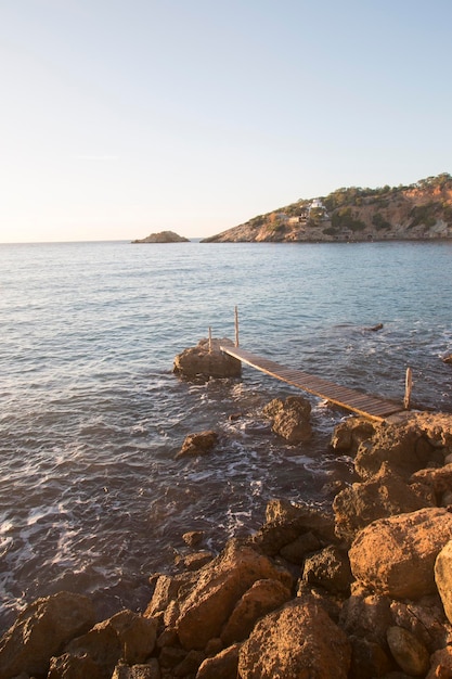 Molo przy Hort zatoczką, Ibiza, Hiszpania
