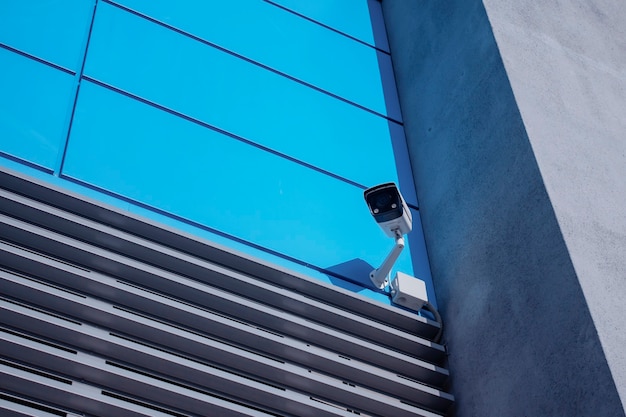 Monitoring Cctv. Zewnętrzna Kamera Monitorująca Do Ochrony Obiektów.