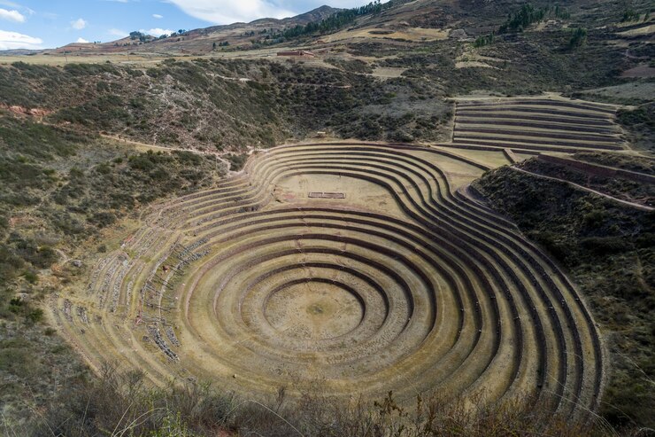 Zdjęcie moray centrum archeologiczne urubamba cuzco peru