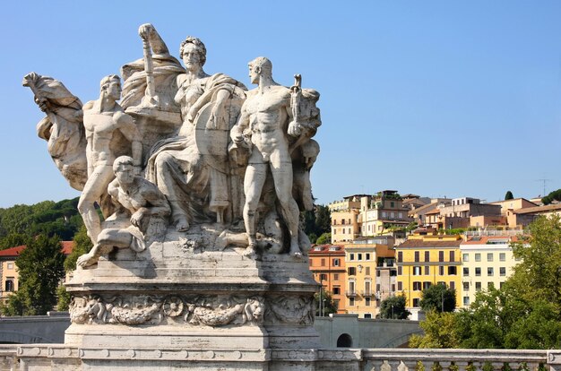 Most Il Tevere a Ponte Vittorio Emanuele II w Rzymie