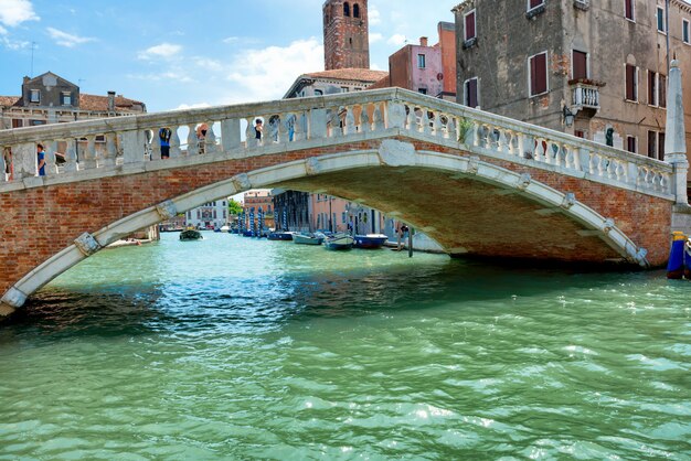 Most Rialto na Canale Grande, Wenecja, Włochy