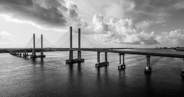 Most wantowy łączący miasta Aracaju i Barra dos Coqueiros na północnym wybrzeżu