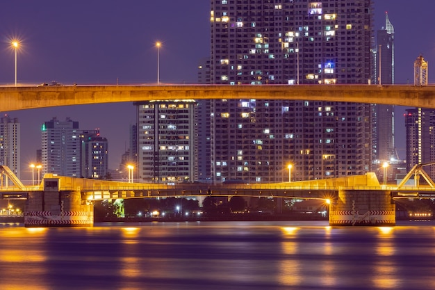 Mosty w Bangkoku