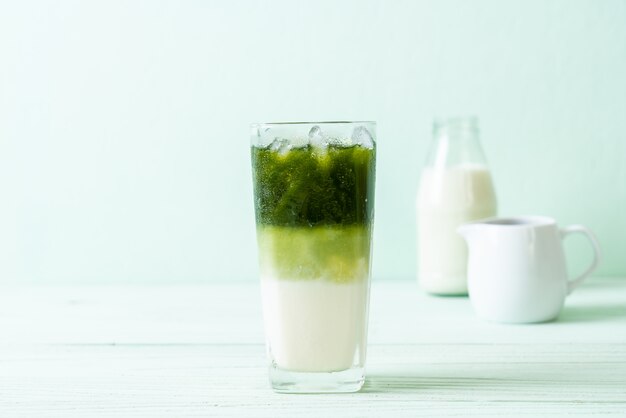 Mrożona Matcha Zielona Herbata Latte