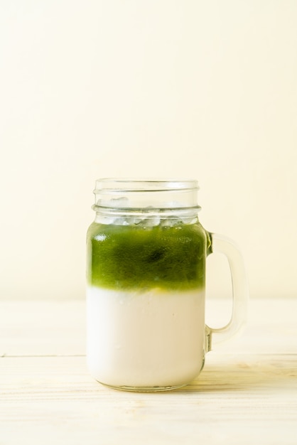 mrożona zielona herbata latte matcha