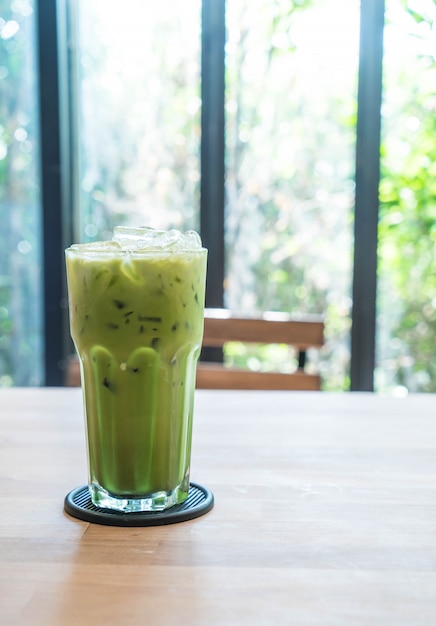 mrożona zielona herbata latte