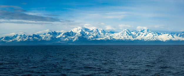 Mt Fairweather i Park Narodowy Glacier Bay na Alasce