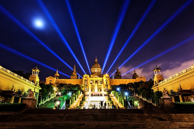 Muzeum Sztuki Narodowej w nocy, Barcelona, ​​Hiszpania