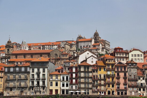 Nabrzeża Rio Douro w Porto Portugalia