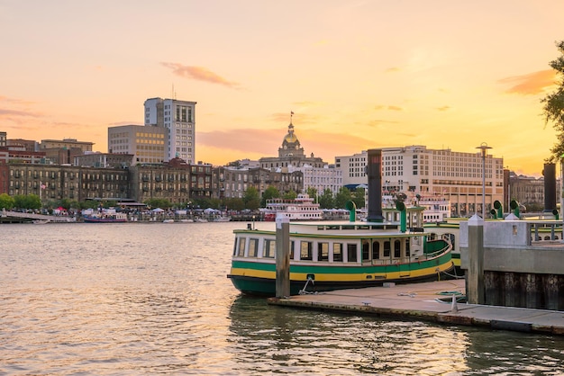 Nabrzeże zabytkowej dzielnicy Savannah Georgia