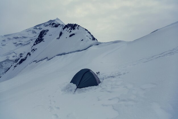 Namiot w górach