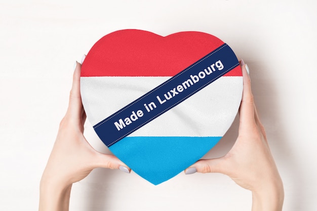 Zdjęcie napis made in luxembourg, flaga luksemburga.