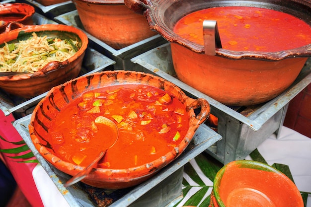 Narodowe meksykańskie jedzenie w modnej restauracji