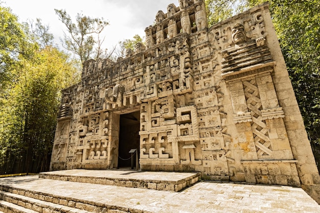 Narodowe Muzeum Antropologii Fragment starożytnego miasta Majów Azteków na dziedzińcu muzeum