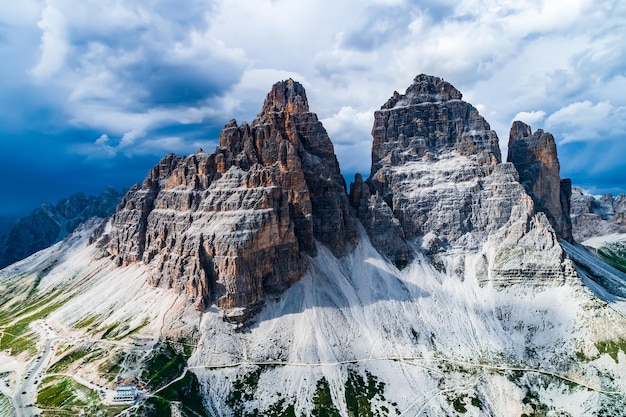 Narodowy Park Przyrody Tre Cime W Alpach Dolomitów. Piękna przyroda Włoch.