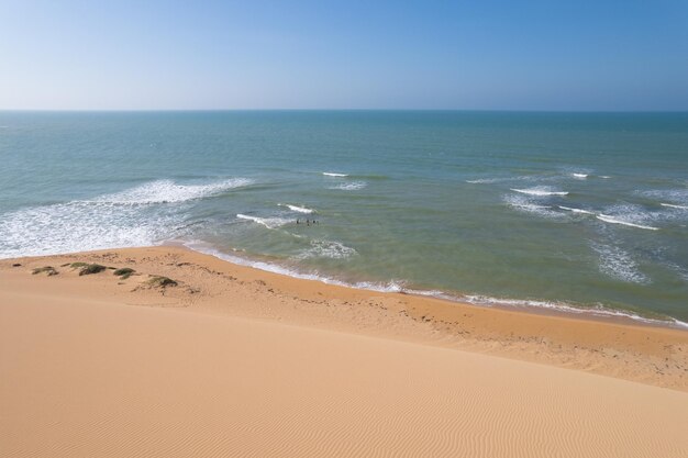 Naturalny krajobraz z wydmami na pustyni Guajira Colombia