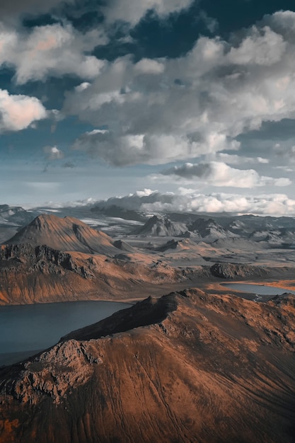 Niebieskie jezioro w pobliżu Landmannalaugar, Islandia