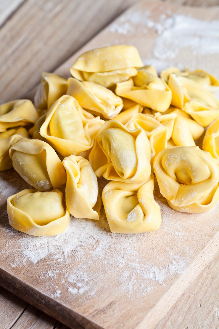 Zdjęcie niegotowane tortellini