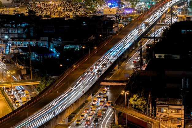 Nighttime of Bangkok city. Bangkok jest stolicą i najbardziej zaludnionym miastem Tajlandii.