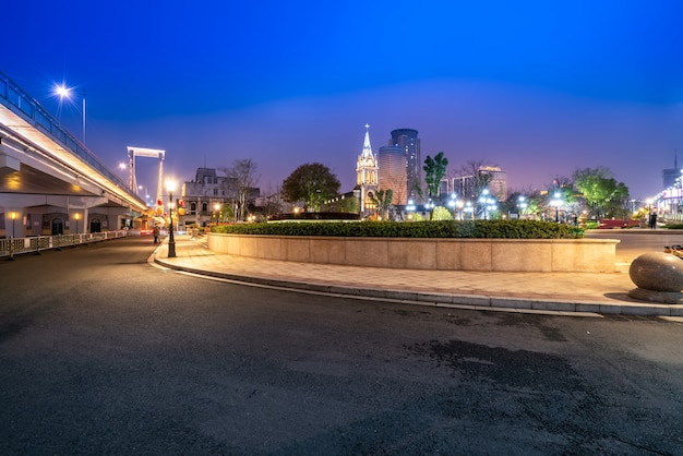 Ningbo centrum miasta architektoniczny krajobraz nocny widok