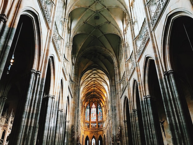 Zdjęcie niski kąt widoku katedry