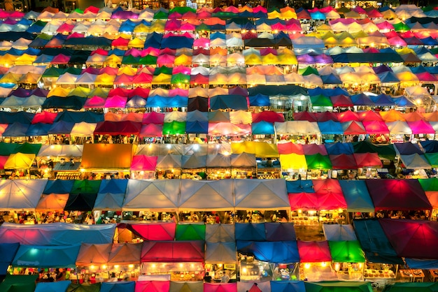 Nocny rynek Bangkok Tajlandia