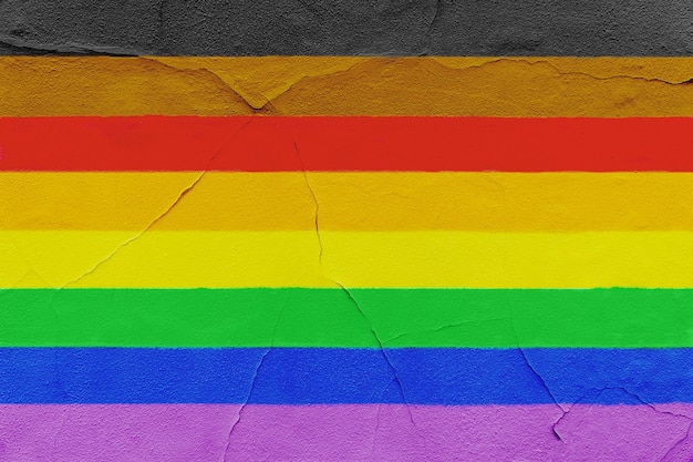 Nowa flaga dumy malowane na grunge Pęknięty mur. LGBTQ gejowskie tło tekstury grunge