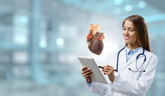 Nowoczesna medycyna i technologia. Kardiologia. Różne środki przekazu