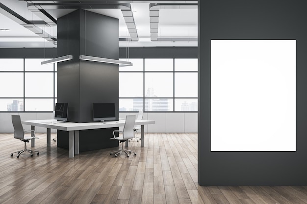 Zdjęcie nowoczesne, przestronne, jasne wnętrze biura coworkingowego z pustym białym makietą transparentu