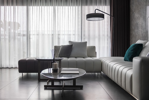 Nowoczesny minimalistyczny salon